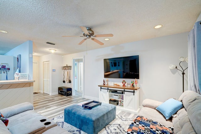 5 of 33 - 113 Prado Street, Royal Palm Beach, FL