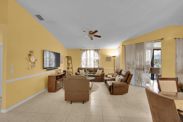 3 of 45 - 5379 Verona Drive #h, Boynton Beach, FL
