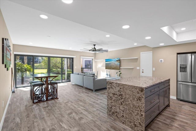2 of 36 - 11863 Wimbledon Circle #438, Wellington, FL