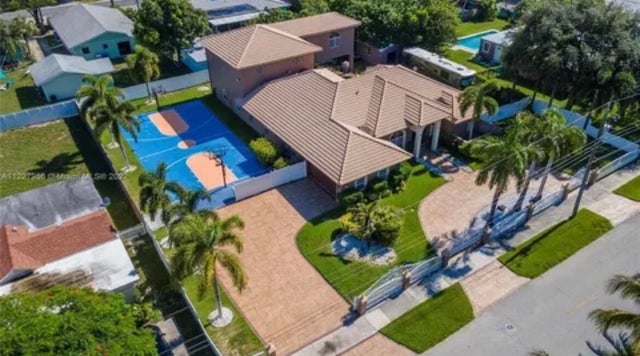 4 of 33 - 423 Ne 3rd Street, Pompano Beach, FL