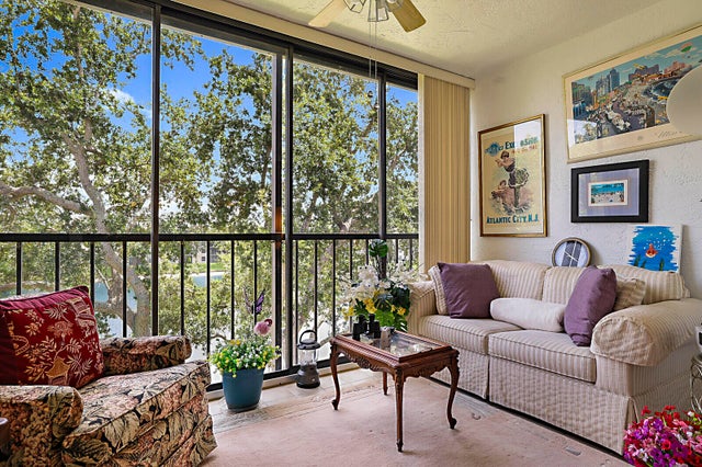 4 of 23 - 6037 Pointe Regal Circle #403, Delray Beach, FL