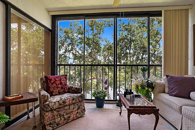 5 of 23 - 6037 Pointe Regal Circle #403, Delray Beach, FL