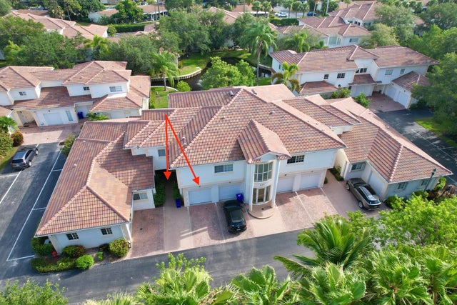 1 of 36 - 572 7th Square, Vero Beach, FL