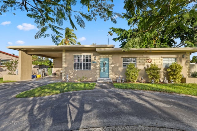 1 of 53 - 822 Burch Drive, West Palm Beach, FL