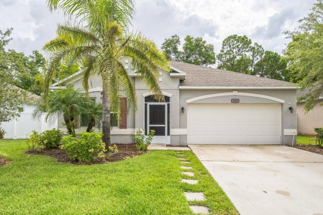 1 of 26 - 5347 Nw Wisk Fern Circle, Port Saint Lucie, FL