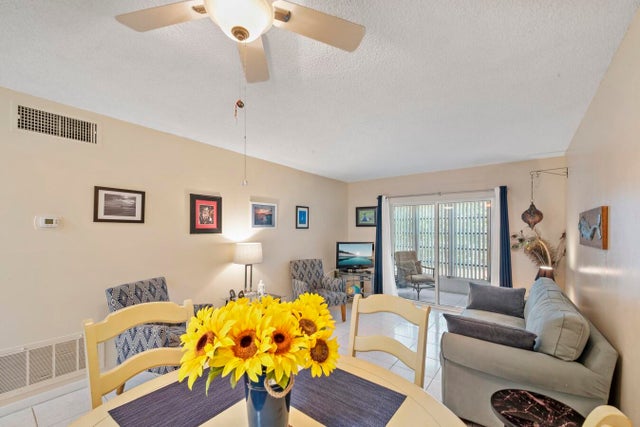 2 of 26 - 1111 Lake Terrace #105, Boynton Beach, FL