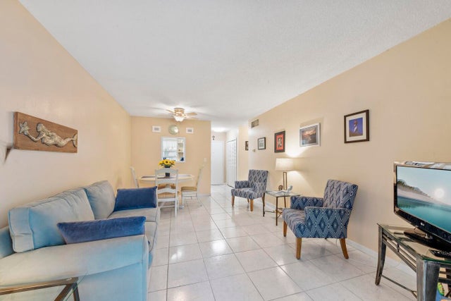 4 of 26 - 1111 Lake Terrace #105, Boynton Beach, FL