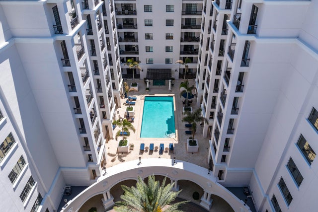 5 of 36 - 233 S Federal Highway #208, Boca Raton, FL