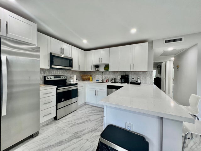 3 of 16 - 1905 Bermuda Cir #h2, Coconut Creek, FL