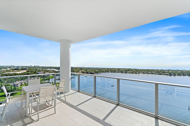 1 of 122 - 1 Water Club Way #ph 2204, North Palm Beach, FL