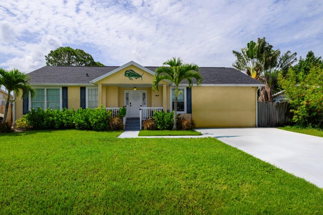 1 of 39 - 1868 Se Monroe Street, Stuart, FL