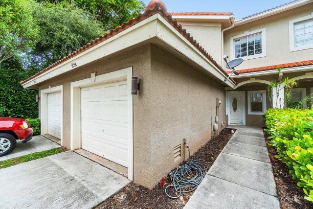 3 of 40 - 12744 Westhampton Circle, Wellington, FL