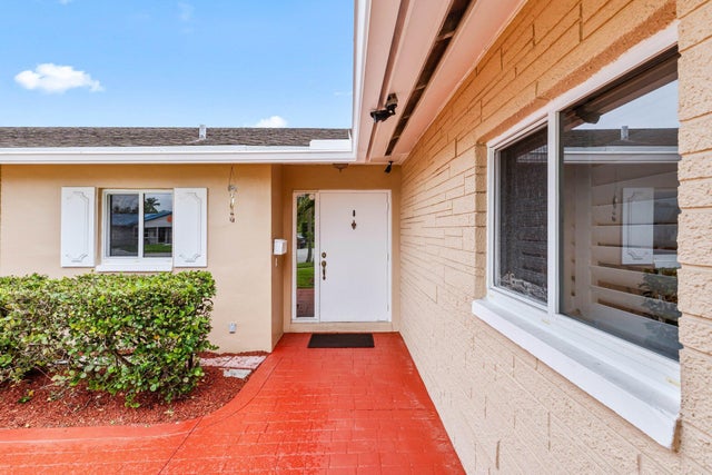 5 of 39 - 1540 Sw 56th Avenue, Plantation, FL