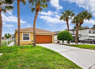 Photo of Listing #RX-11104596