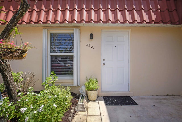 2 of 36 - 352 Covered Bridge Boulevard #a, Lake Worth, FL