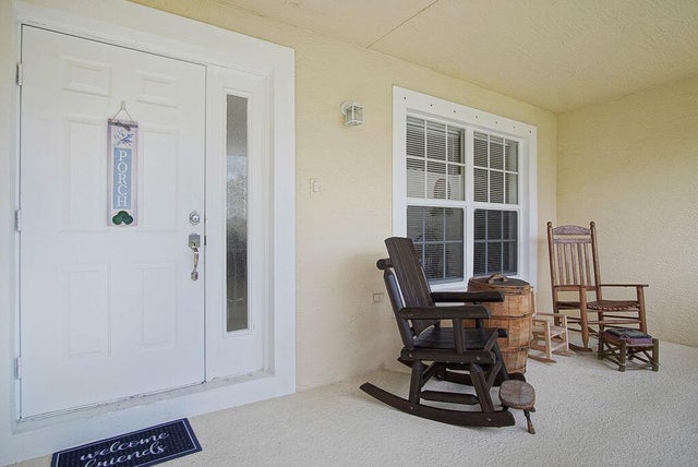 3 of 37 - 719 Sw Andrew Road, Port Saint Lucie, FL