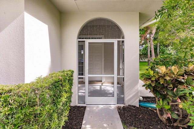 5 of 30 - 1082 Bedford Avenue, Palm Beach Gardens, FL