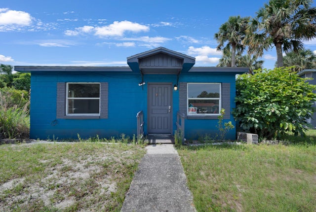 1 of 18 - 5007 San Diego Avenue, Fort Pierce, FL