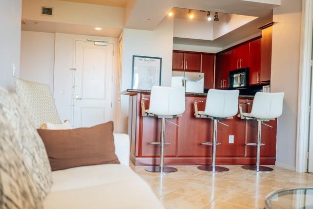 3 of 48 - 403 S Sapodilla Avenue #718, West Palm Beach, FL