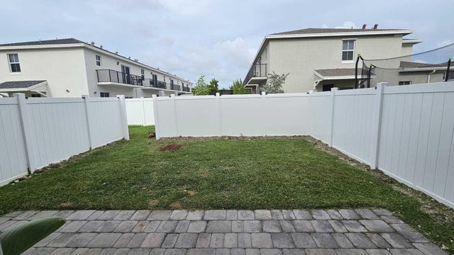 5 of 52 - 1677 Se 8th Avenue, Homestead, FL