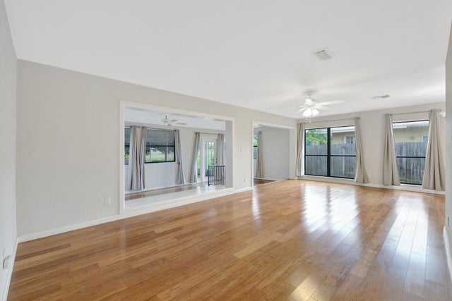 4 of 44 - 3178 Se Monte Vista Street, Port Saint Lucie, FL