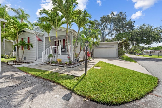 2 of 31 - 2555 Pga Boulevard ##55, Palm Beach Gardens, FL