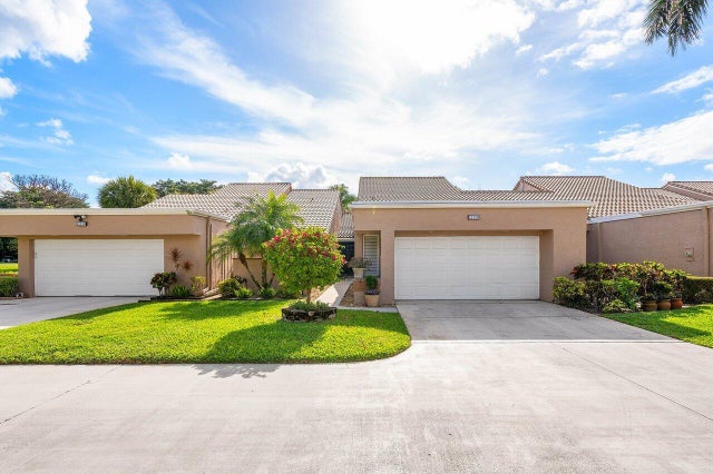 2 of 51 - 11110 Applegate Circle, Boynton Beach, FL