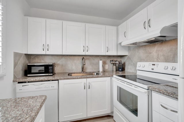 2 of 84 - 239 Brighton F, Boca Raton, FL