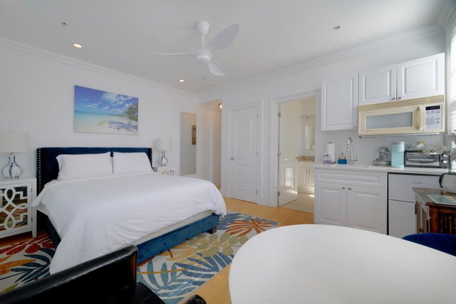 1 of 33 - 235 Sunrise Avenue #3265, Palm Beach, FL