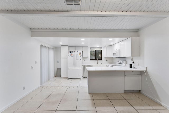 4 of 28 - 2828 Kirk Road, Lake Worth, FL