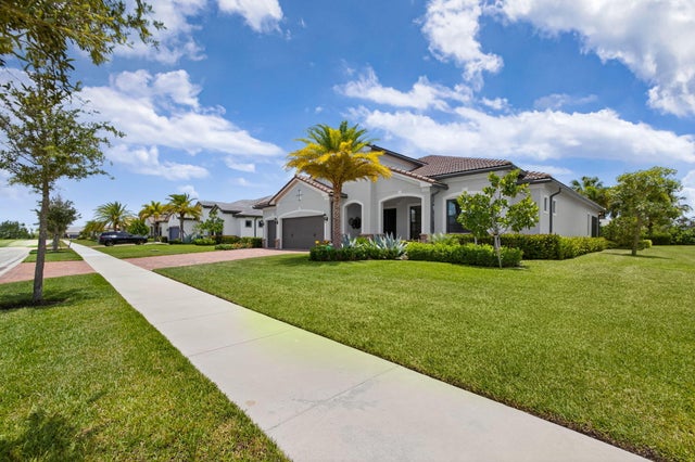 3 of 104 - 9218 Balsamo Drive, Palm Beach Gardens, FL