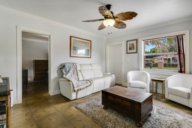 5 of 27 - 162 W 24th Street, Riviera Beach, FL