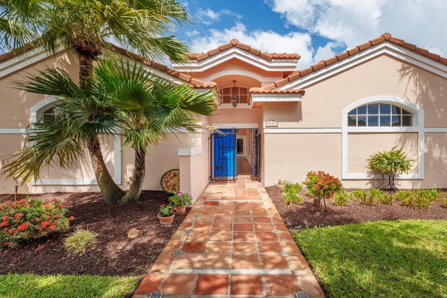 4 of 40 - 5129 Se Lost Lake Way, Hobe Sound, FL