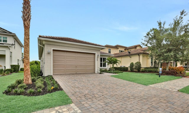 3 of 34 - 182 Se Calmo Circle, Port Saint Lucie, FL