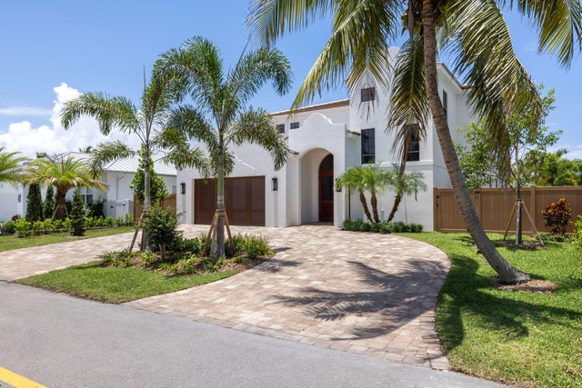 2 of 60 - 309 Cascade Lane, Palm Beach Shores, FL