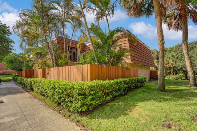 3 of 40 - 3061 30th Court, Jupiter, FL