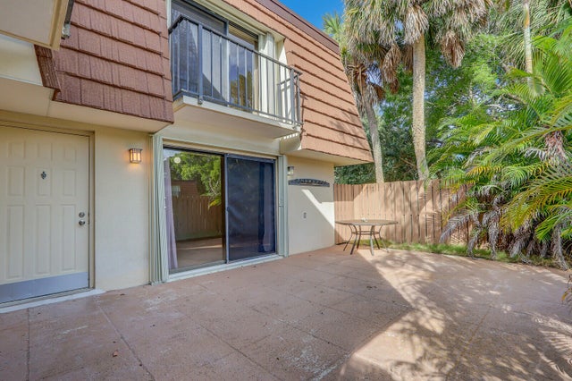 5 of 40 - 3061 30th Court, Jupiter, FL
