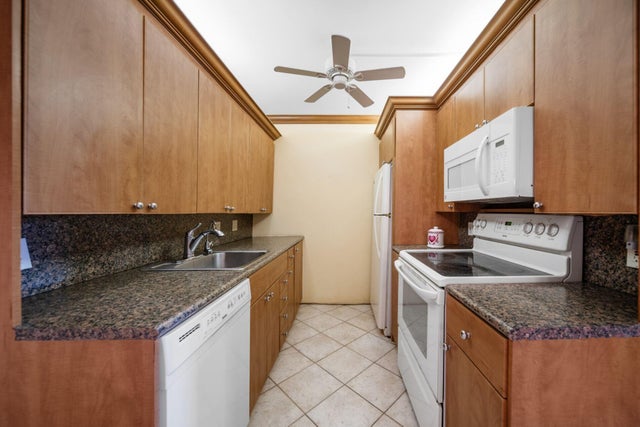 4 of 29 - 3011 Lincoln A, Boca Raton, FL