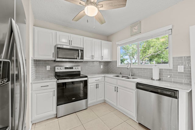 2 of 24 - 2222 Se Maize Street, Port Saint Lucie, FL