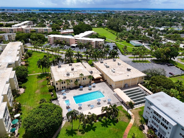 3 of 49 - 2615 Ne 1st Court #303, Boynton Beach, FL
