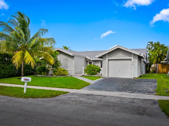 2 of 39 - 1318 Sw 82nd Terrace, North Lauderdale, FL