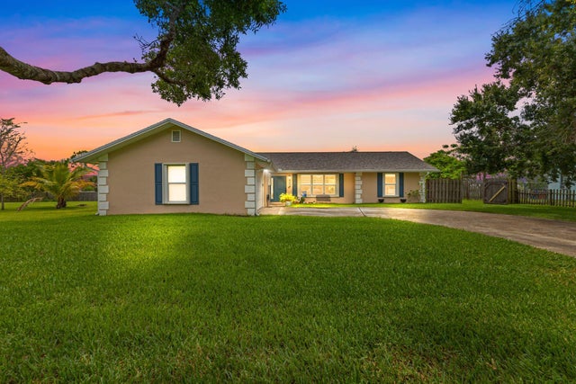 1 of 25 - 105 Sandalwood Drive, Fort Pierce, FL