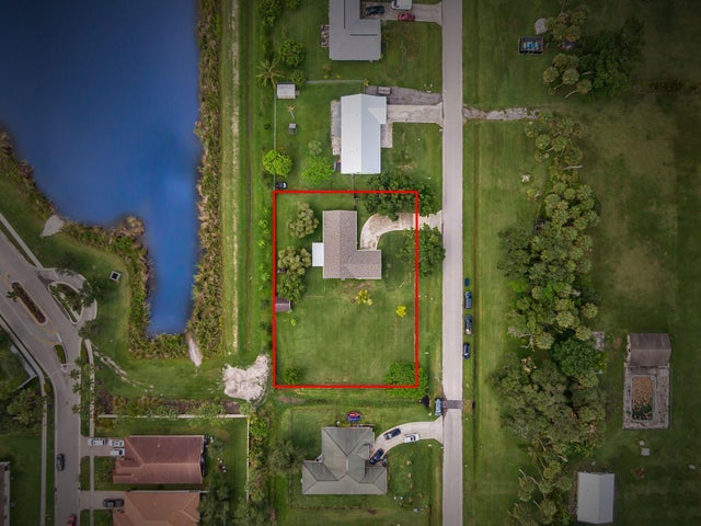 2 of 25 - 105 Sandalwood Drive, Fort Pierce, FL