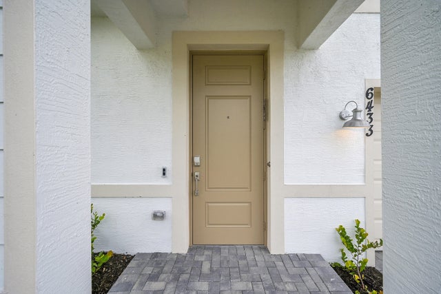 2 of 32 - 3028 Spanish Cedar Place, Fort Pierce, FL