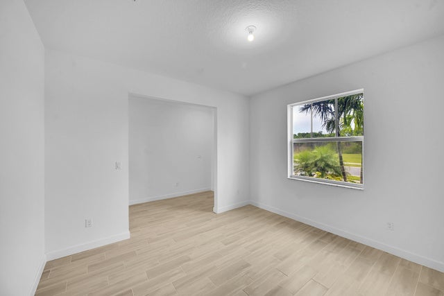 5 of 32 - 3028 Spanish Cedar Place, Fort Pierce, FL