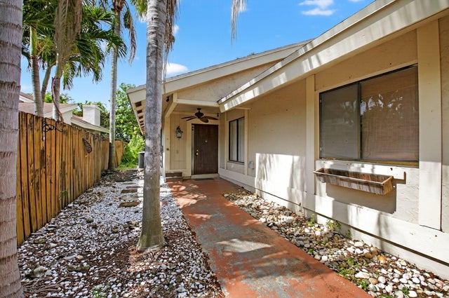 4 of 26 - 7576 E Sierra Terrace E, Boca Raton, FL