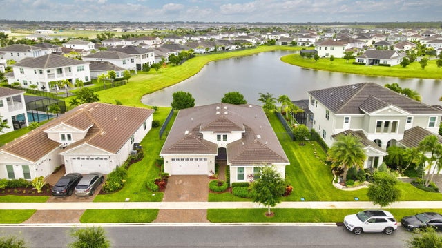 2 of 61 - 4632 Canopy Grove Drive, Westlake, FL