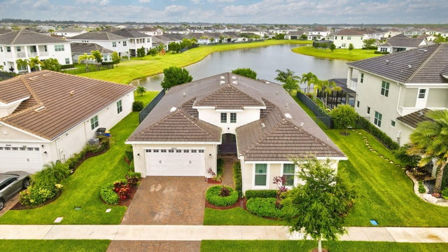 3 of 61 - 4632 Canopy Grove Drive, Westlake, FL