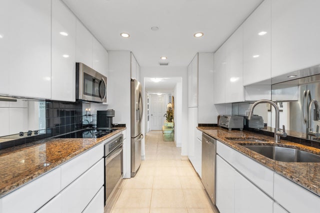 1 of 60 - 859 Jeffery St #401, Boca Raton, FL