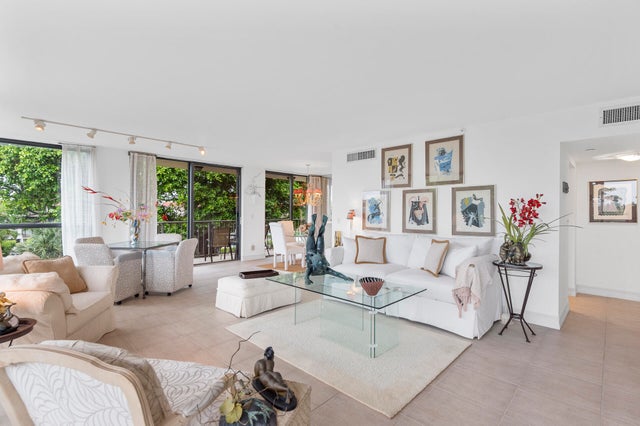 5 of 60 - 859 Jeffery St #401, Boca Raton, FL